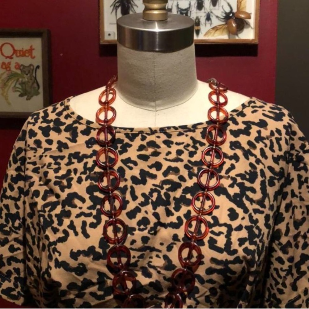 Leopard print ava & viv top
